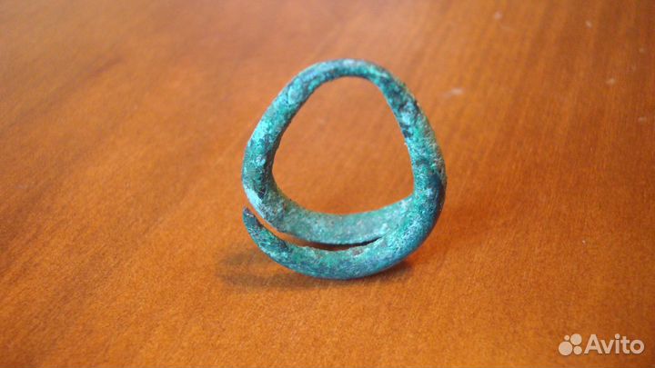 Серьга-височник 1, Скифы. Кобань, антика