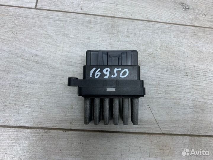 Реостат печки Ford Focus универсал gpda 2010