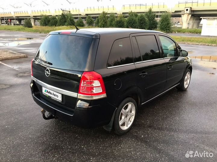 Opel Zafira 1.8 МТ, 2011, 158 000 км