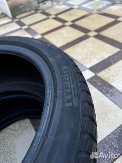 Pirelli Winter Sottozero II 245/40 R18