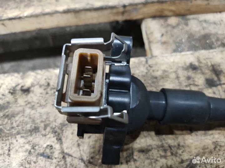 Катушка зажигания Bmw 5 E39 M52B28 1998