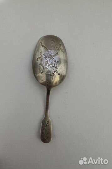 Серебряная ложка