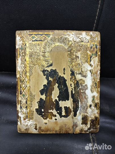 Две старинные иконы
