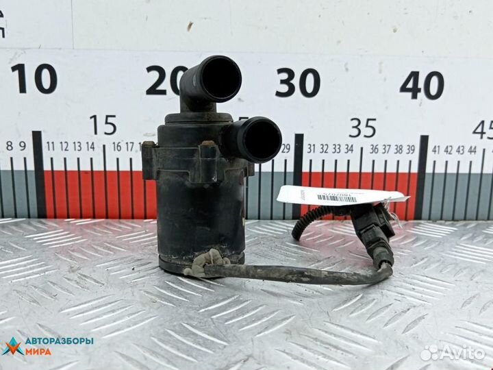 Насос антифриза дополнительный Volkswagen Touareg