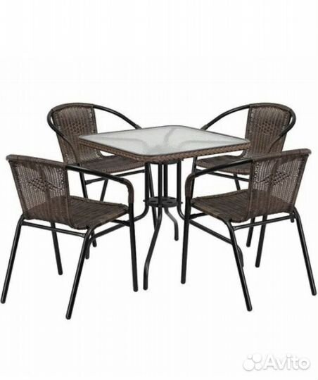 Столы и стулья