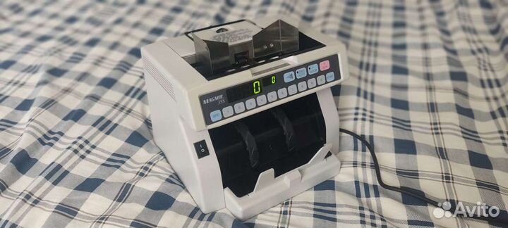 Машинка для счета денег Magner 35s