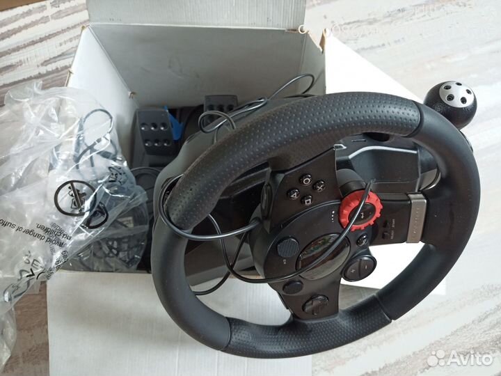 Игровой руль logitech driving force gt