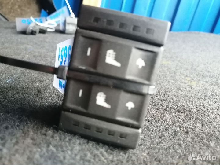 Кнопка обогрева сидений Ford Mondeo 3