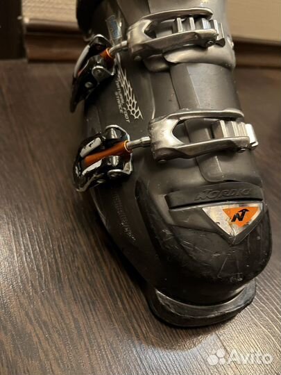 Горнолыжные ботинки 27