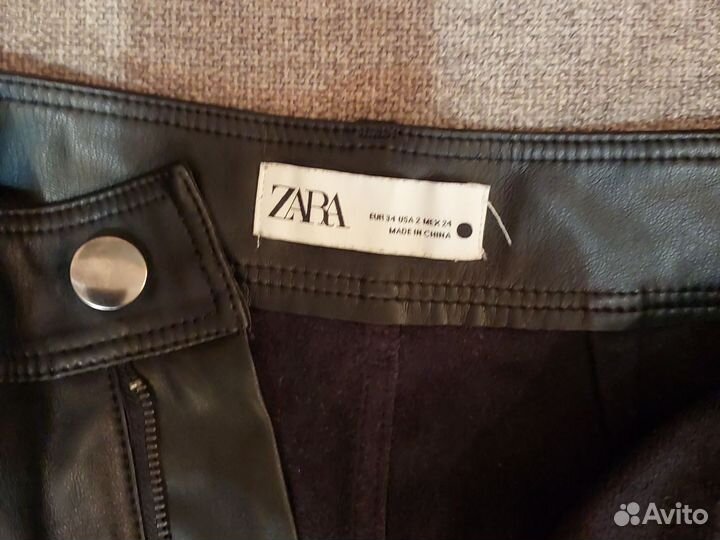 Брюки из экокожи zara