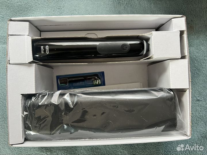 Электрическая зубная щетка oral b pro 3