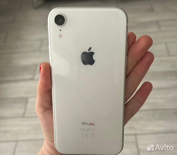 iPhone Xr, 64 ГБ