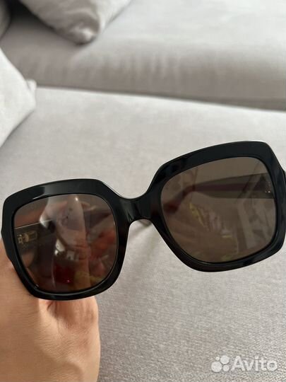 Солнечные очки gucci