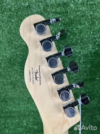 Леворукая электрогитара Squier Telecaster