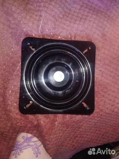 Поворотный механизм для кресла лодки