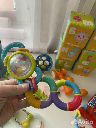 Игрушки пакетом развивающие
