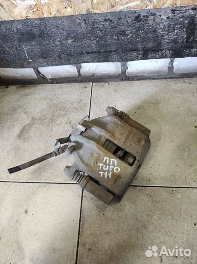 Суппорт тормозной передний правый Chery Tiggo T11