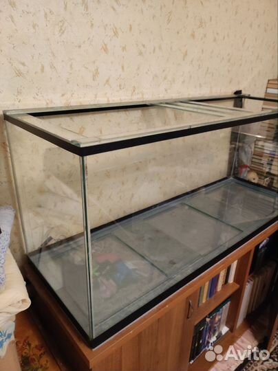 Аквариум с тумбой
