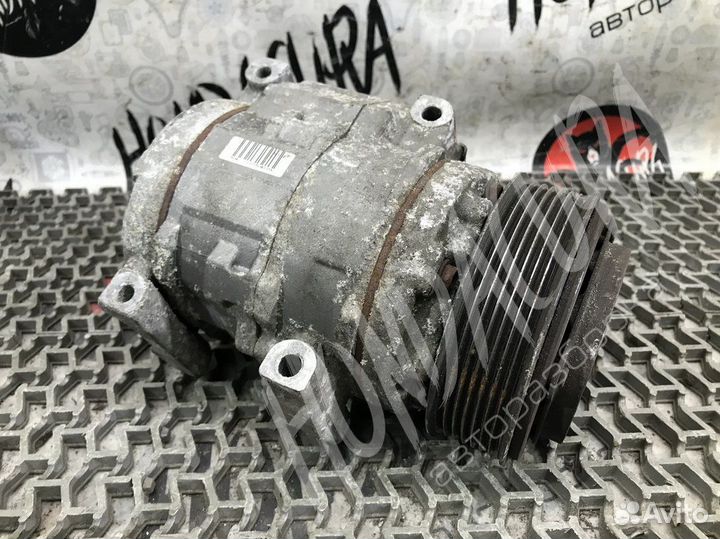 Компрессор кондиционера Honda Accord