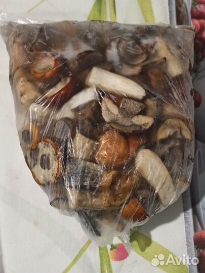 Грибы замороженные обабки, красноголовики