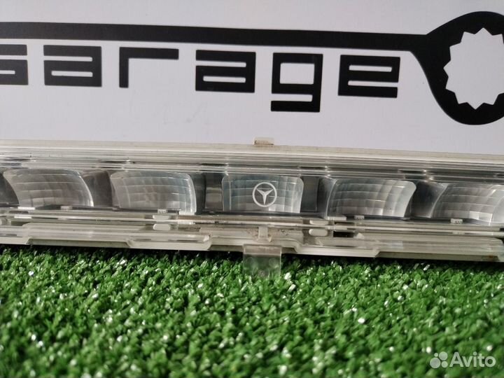 Фонарь заднего хода задний Mercedes-Benz S-Class