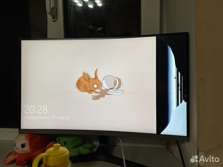 Монитор Samsung C27R500FHI