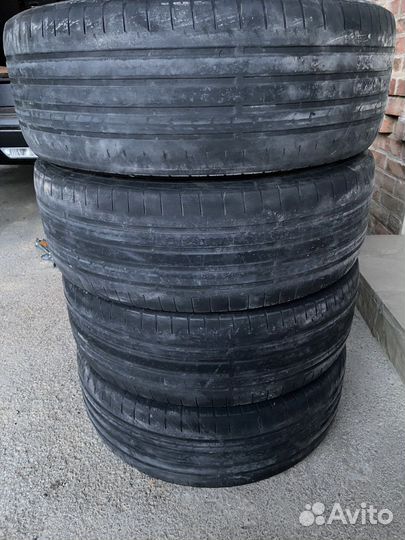 Continental ContiPremiumContact 5 SUV 225/60 R17 99V