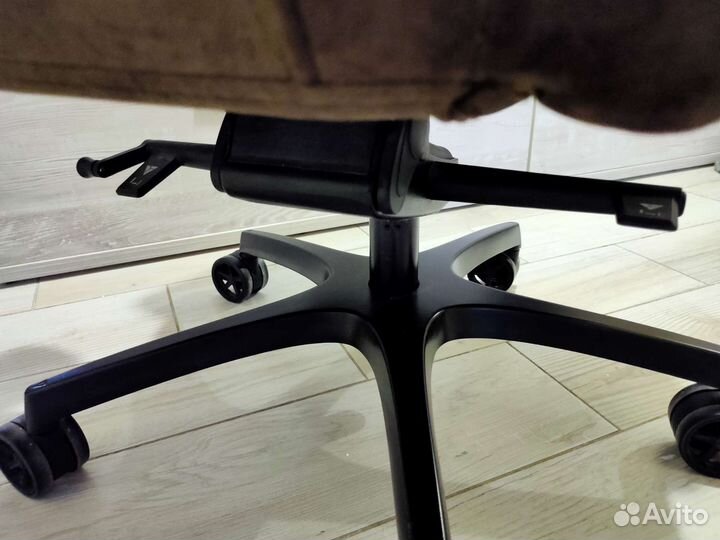 Компьютерное кресло Vertagear PL6000