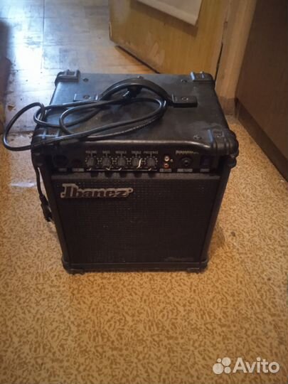 Комбоусилитель ibanez sw20