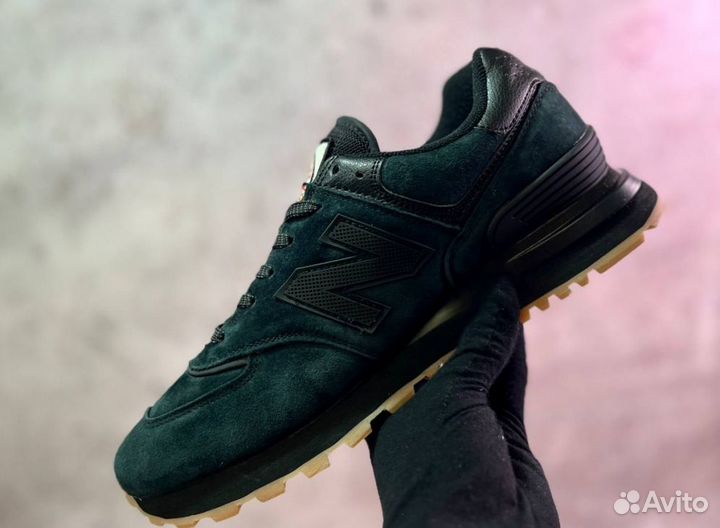 Кроссовки New Balance комфортные