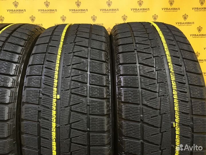 Bridgestone Blizzak Revo GZ 215/50 R17 91S