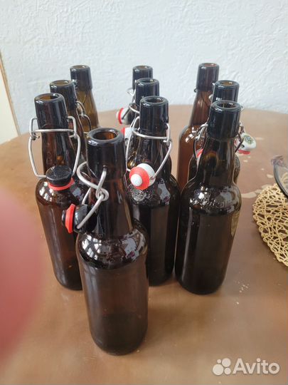 Бутылка с бугельной пробкой