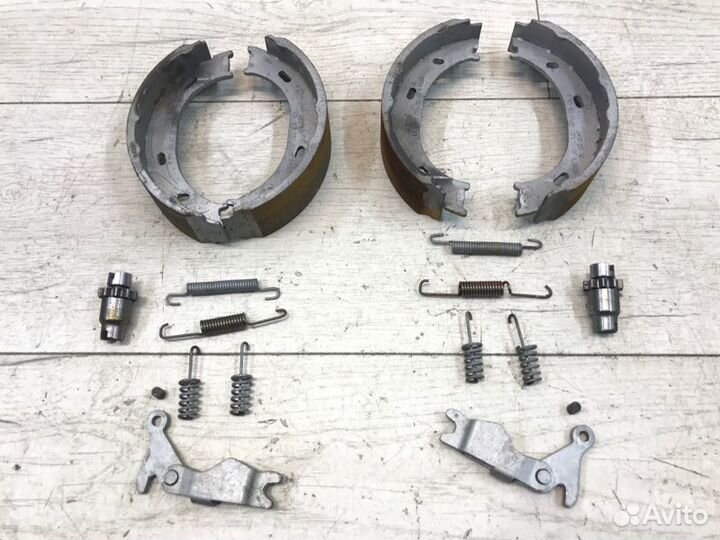 Механизм ручного тормоза Mercedes-Benz Sprinter