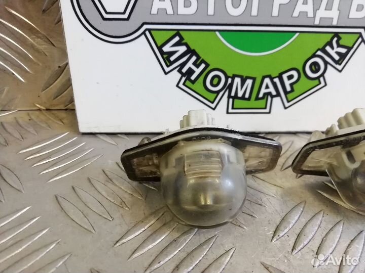 Фонарь подсветки номера Honda HR-V 1999г