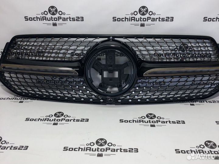 Решётка радиатора GLE A1678888900 новая