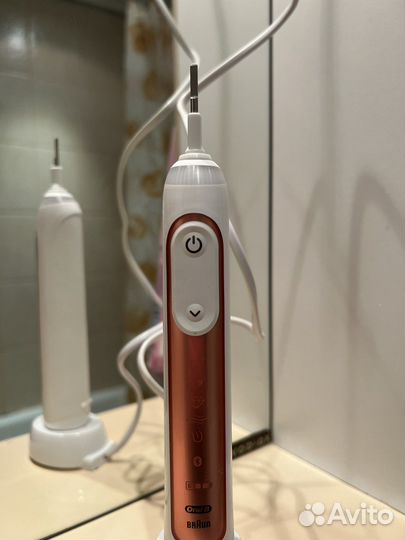Зубная щетка Oral-B Genius X 20000 Rose Gold