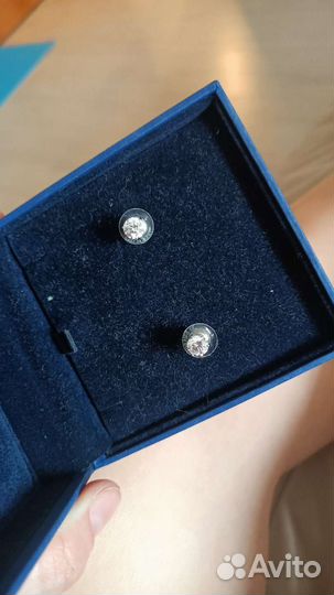 Новые серьги swarovski
