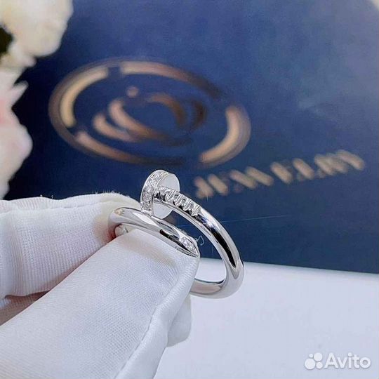 Кольцо Cartier Juste un Clou Белое золото 0,1ct