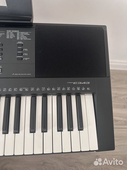 Продается синтезатор Yamaha PSR E343