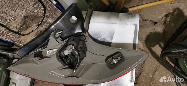 Фара задняя левая renault megane 3