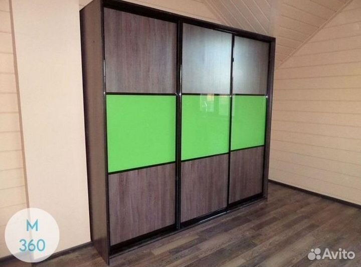 Угловой шкаф