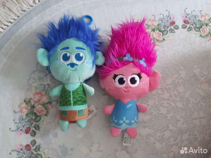 Троли,Розочка,Цветан