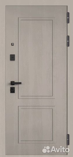 Дверь входная металлическая с зеркалом