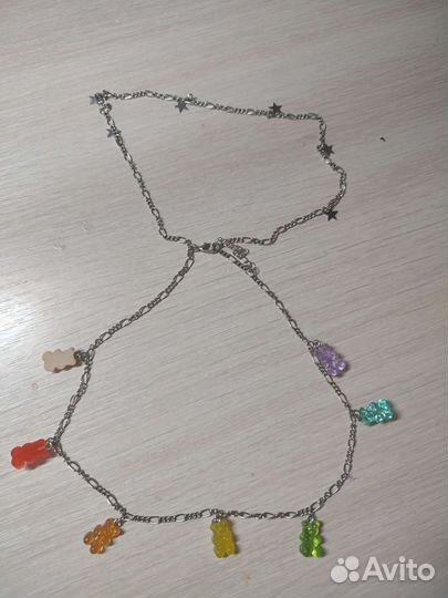 Колье пласмасовое