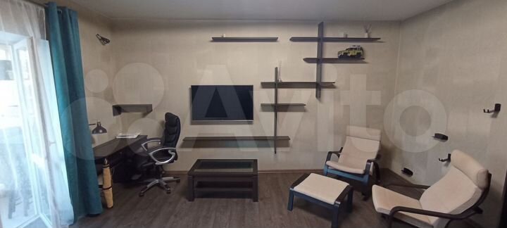 1-к. квартира, 42,2 м², 1/3 эт.