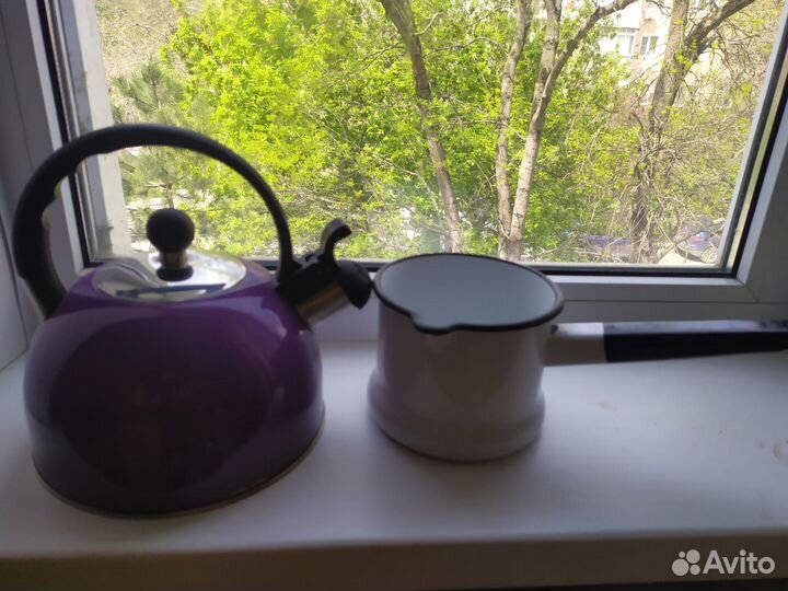 Чайники.закатка для банок.сито.безмен.лейки и д