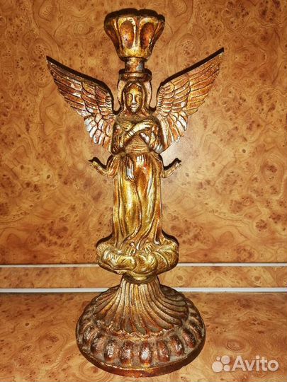 Старинный подсвечник