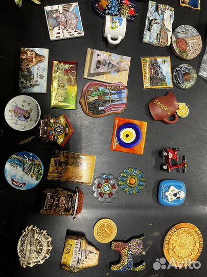 Коллекция магнитов из разных стран