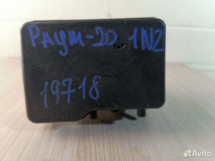 Блок abs Toyota Raum NCZ20 1nzfe