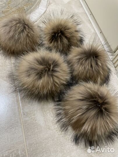 Меховые пампоны